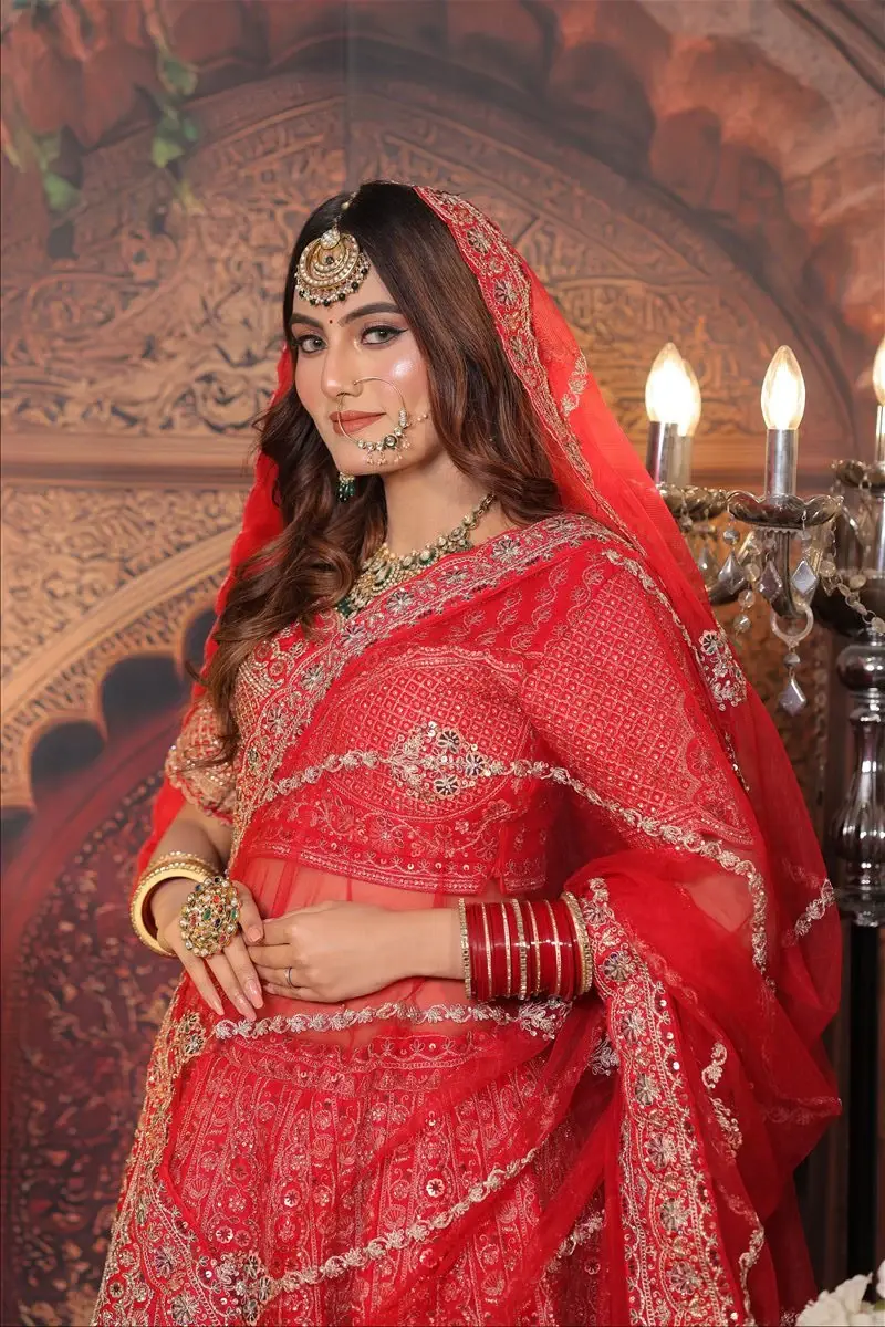 Makeup artistry from Face Desires by Priyanshi